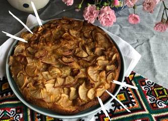 Yabluchnyk - Rezept zum Apfelretter ukrainischer Apfelkuchen